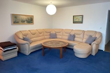 Weitblick: FeWo in Ostseenähe mit 2 großen Schlafzimmern - Ferienwohnung Weitblick