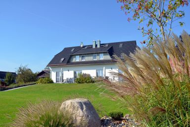 Haus Mönchgut | Haushälfte 02 | Findling