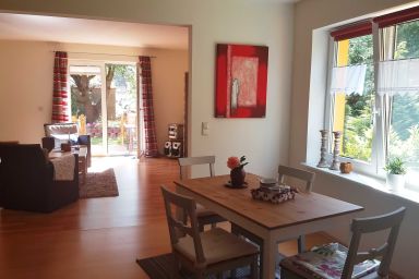 Fewo Sündermann mit Terrasse, Pavillon und Grill - Ferienwohnung