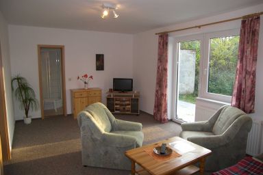 Ferienwohnungen Dahms, ruhige Lage, nahe Achterwasser - Ferienwohnung 1