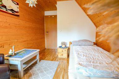 Ferienwohnungen und Zimmer in Göhren - Ferienwohnung Reetdach