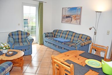 Ferienwohnungen an der Hagenschen Wiek auf Rügen - Ferienwohnung Hiddensee mit Sonnenbalkon