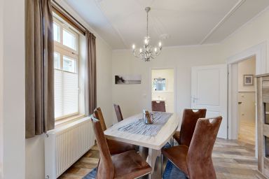 strandnahe FeWo Vergissmeinnicht 01, Binz, (ID 301) - Villa Vergissmeinnicht 01