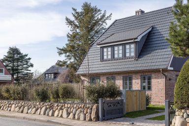 FUGL HUS