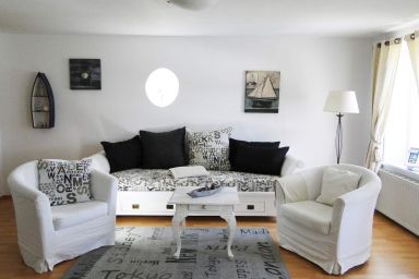 Charmante Wohnung mit großem Garten