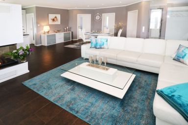 Ferienhaus Lady Lounge · Kamin · Terrasse · Grundstück · WLAN · Haustiere