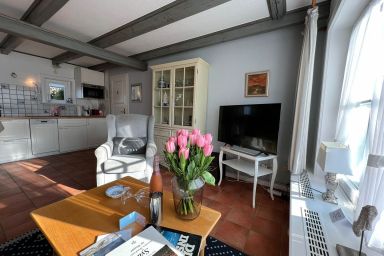 Kapitän Ahab im Haus Käpt'n Andresen Kapitän Ahab im Haus Käpt'n Andresen