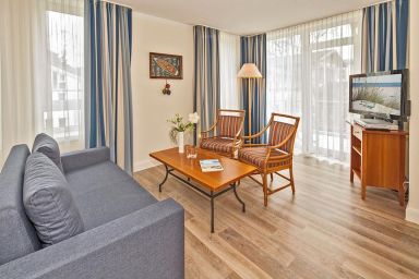 Strand-Park - Ferienwohnung in bester Strandlage mit tollem Balkon und Blick in den Park