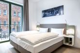 Schlafzimmer mit Doppelbett