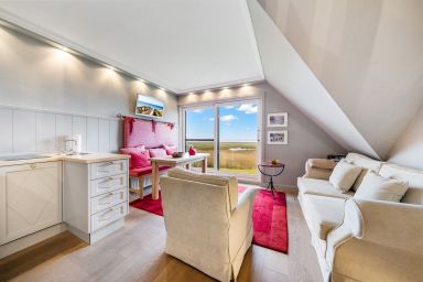 Fernsicht - Hochwertig ausgestattete Wohnung in ruhiger Lage mit unverbautem Wattblick.