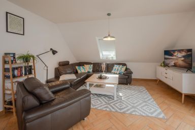 Ferienwohnung Strandlerche mit Balkon, Badewanne und Dusche - Wunderschöne Ferienwohnung in Ahlbeck mit Balkon, nur wenige Minuten zum Strand