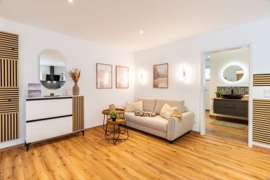 Gerhart-Hauptmann-Strasse - Erholsames Ferienhaus Waldharmonie in Kölpinsee mit Sauna, Garten und Balkon