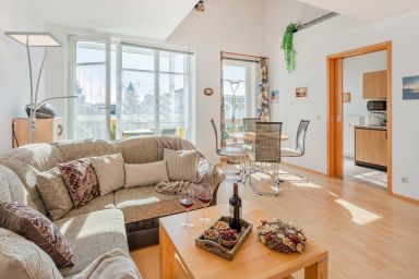Ferienwohnung Am Strauchelfeld - Gemütliches Strandapartment in Koserow mit Balkon und Parkplatz