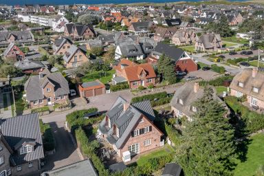 Fries Huis - Hausteil im EG/UG/OG/DG, ca. 142 m² Nutzfläche