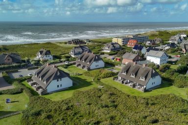 bohoSylt 1 - Exkl. Luxus-Hausteil unter Reet mit 4 Zimmern auf ca. 150 m², für bis zu 6 Pers.