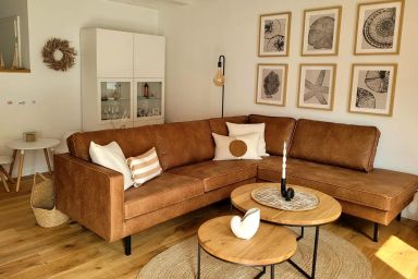 Hof Van Senden - Beneke – Ferienwohnung im Gulfhof in Rysum bei Greetsiel, 85 m²/6 Pers.