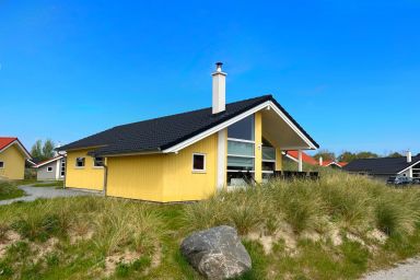 Holiday Vital Resort - 79m²  für 8 Personen mit Sauna, Kaminofen & 800 m zum Sandstrand