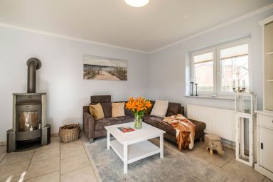 Hooger Weg Wohnung 4 - Ferienwohnung mit Garten für Sie und Ihren Vierbeiner