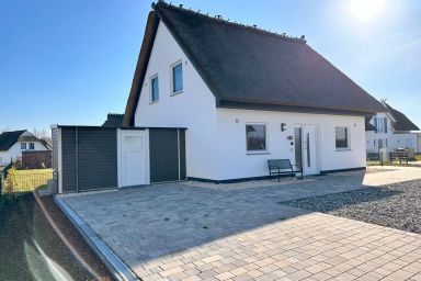 Ferienhaus Brise in der Puddeminer Wiek - Urlaub mit Hund im Ferienhaus Brise im Süden der Insel Rügen