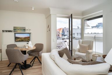 Utkiek - Modernes App., strandnah, Balkon, Stellplatz, WLAN. Haustier erlaubt.