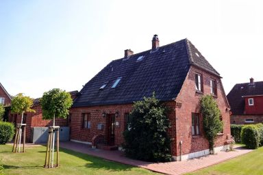 Meisenweg - Erdgeschoss - Ferienwohnung Meisenweg Erdgeschoss mit Terrasse & Kaminofen in Wyk auf Föhr