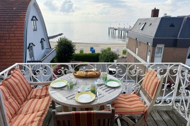Sandwall 14, Whg. 6, Sandwallkoje - Ferienwohnung am Sandwall mit 3- Zimmern auf ca. 55m² mit Meerblick