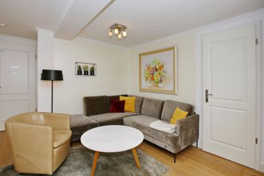 Villa Rheingold - Exklusive 56m² Ferienwohnung für 2 Personen mit Sauna & Terrasse