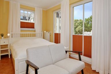 Dünenschloss - Helles 1-Zimmer-Appartement mit Balkon und hundefreundlich für 2 Personen