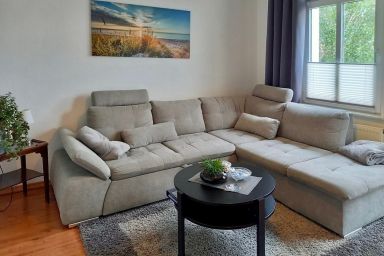 Doberaner Straße 15 - Ruhige 3-Zimmer-Ferienwohnung, 4 Personen + Hund, strandnah, WLAN & Parkplatz