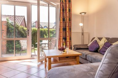 Ferienwohnung 50081 - Dieses helle Feriendomizil im Erdgeschoss bietet auf seinen ca. 70 qm Platz für 4 Personen und ein Kleinkind.