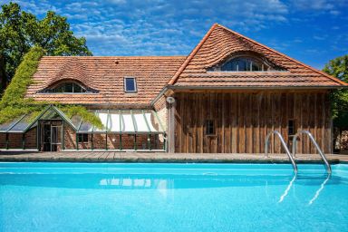 Ferienhaus in Usedom mit ganzjährig beheiztem Schwimmbad, Sauna und mehr