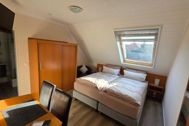 Pension Sandra, Fam. Rodemers - Doppelzimmer 3 - 22105