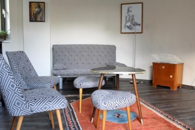 Silo mit kleinem Garten - Silo mit kleinem Garten .1