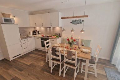 Haus Im Bad 70 Whg 03 Strandleev - Strandleev