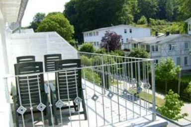 Villa Rügen - 300 m zum Strand - Wohnung 3