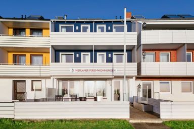 Insulaner Ferienwohnungen - Apartment zur Inselseite mit Terrasse