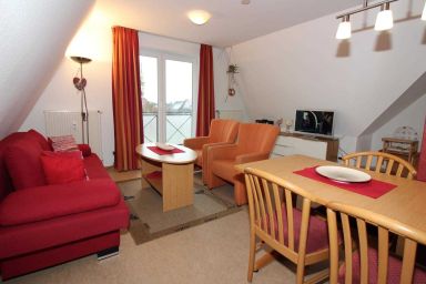 Seepark Burhave / Reetdachhaus 2 - RDH-2.03, 6 Pers., ca. 55 qm