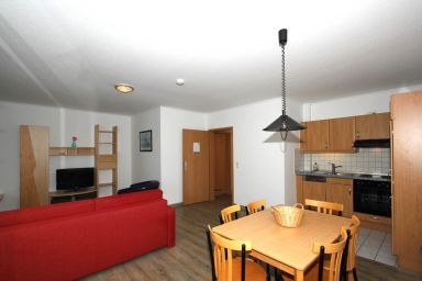 Appartementhaus mit Balkon im Ostseebad Göhren (HM-10-18) - 16 schöne 3-Raum-Ferienwohnung mit Balkon
