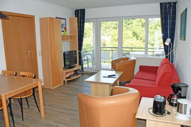 Appartementhaus mit Balkon im Ostseebad Göhren (HM-01-09) - 04 schöne 3-Raum-Ferienwohnung mit Balkon