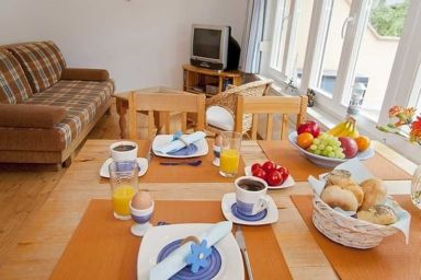 Ferienwohnungen direkt am Strand - Ferienwohnung Carolin EG