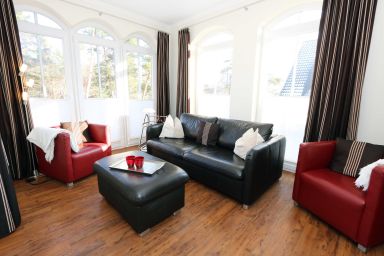 Kurparkresidenz Baabe Whg. 14 - Meerseite mit Blick Kurpark - Fewo Kurparkresidenz Isabella Whg. 14 mit Balkon