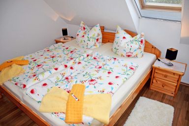 Ferienwohnungen in Gager auf Rügen - Ferienwohnung Rügen mit Seeblick