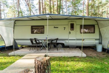 Urlaub im Wohnwagen - mitten im Wald - Wohnwagen 07