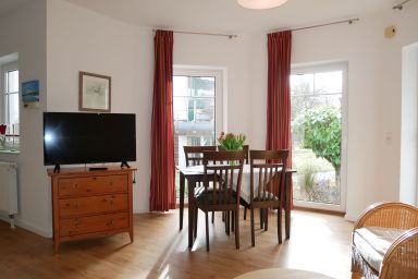 Gästehaus Knuth ca. 10 Gehminuten von der Ostsee entfernt - Ferienwohnung mit Terrasse