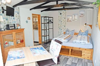 ruhiges gelegenes Ferienhaus mit Terrasse am Sund