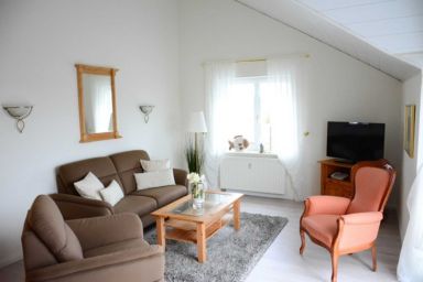 Renate und Oskar Winter - Ferienwohnung West