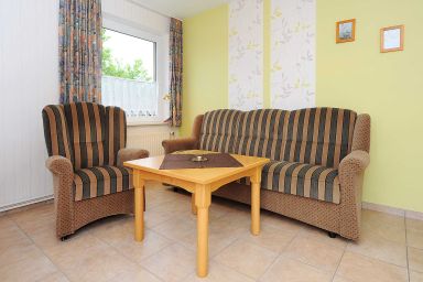 Haus Pamir in Neuharlingersiel - Ferienwohnung oben rechts