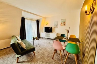 Ostsee Ferienwohnung für 5 Personen - fußläufig zum Strand "Kajüte 9" mit Balkon Apartmenthaus-Usedom Familie Stopp