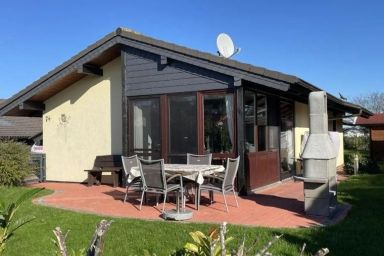 Ferienhaus Eul J 4 eingefriedet mit Wintergarten