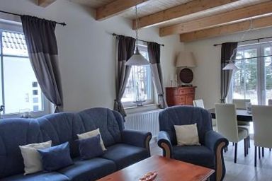 Ferienhaus FH8 - Ferienhaus für 6 Pers. mit Terrasse und Kaminofen